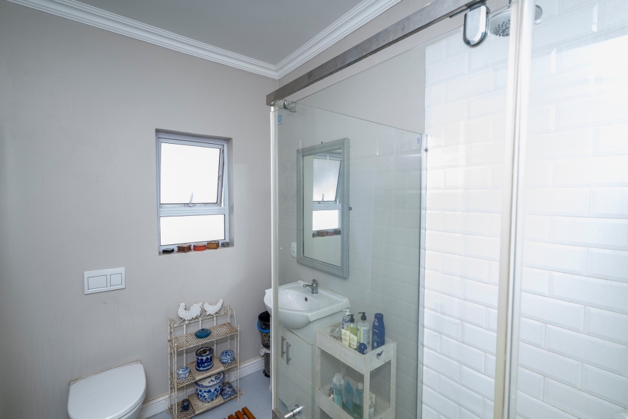 4 Bedroom Property for Sale in Gordons Bay Village Western Cape